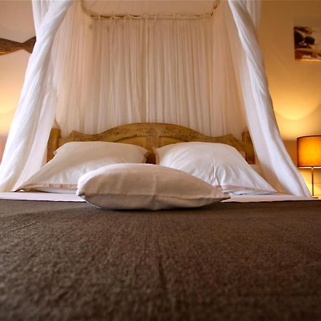 サント・リュス Ti Paradis Bed & Breakfast エクステリア 写真